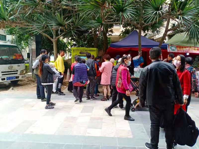 东吉智能鲜米机走进社区