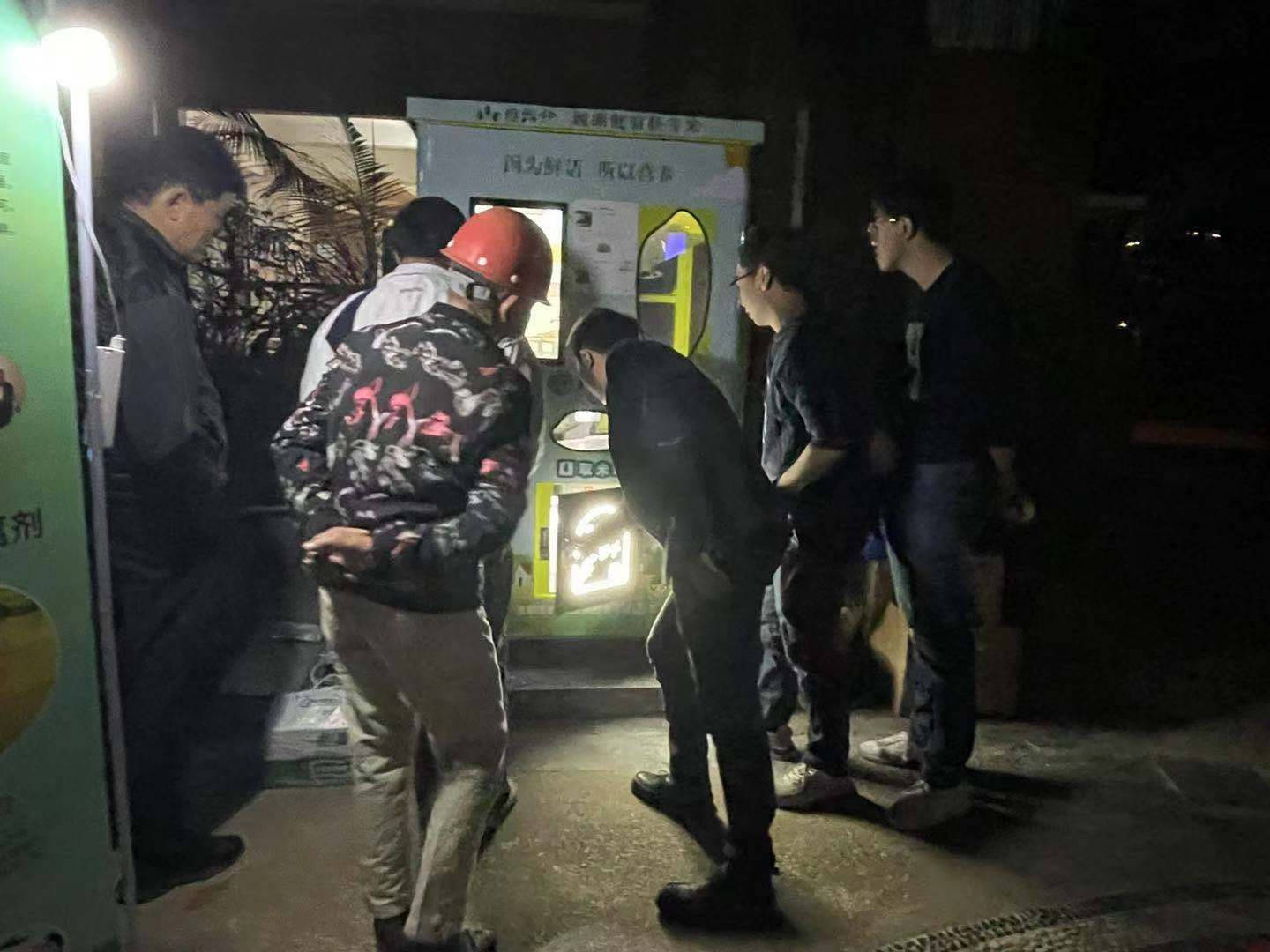 东吉智能鲜米机