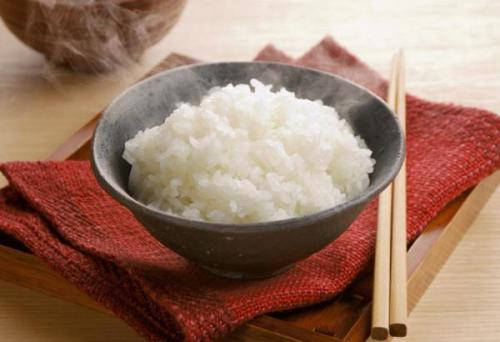 智能碾米机现碾米煮的米饭